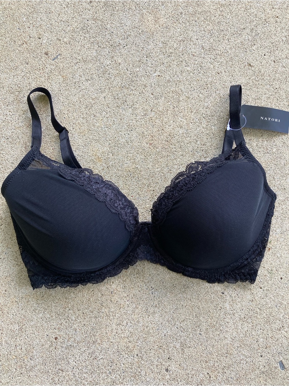 Natori Black Lace-Trim Feathers Contour Plunge Bra 32DDD